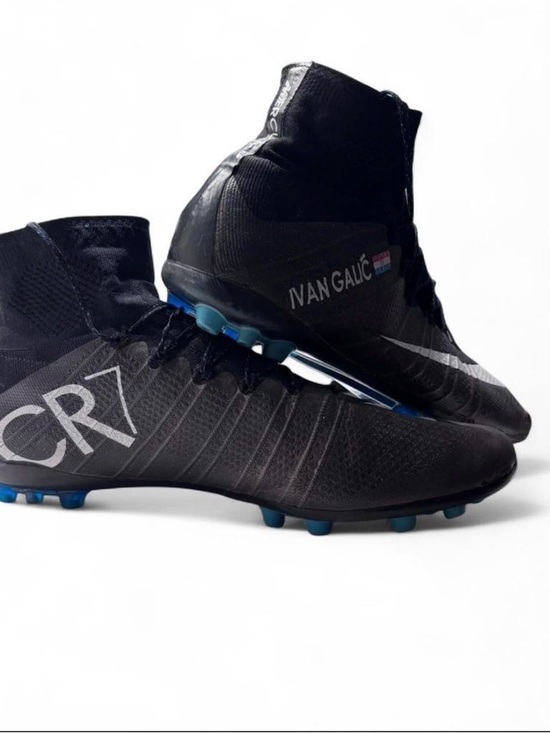 Nike Other - Nike Mercurial Superfly IV CR7 FG Size 11 641858 670 Carbon Black Gala Glimmer